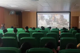 视障学生也能“看”电影！湛江特校用旁白架起电影桥梁图片
