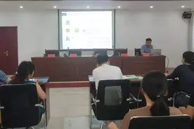 山东聊城市总工会举办农民工免费电商培训班图片