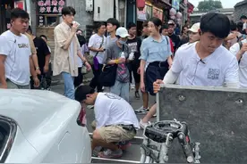 关晓彤林一新剧路透 两人同框青春感满满图片