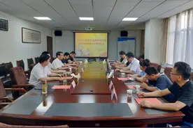 淮南职业技术学院与淮南市养老行业协会举行签约仪式图片