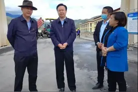 州委常委、州政府常务副州长刘吉祥赴道孚县督导近期重点工作图片