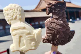 “雪糕起步价2元”上热搜！“网红雪糕”“文创雪糕”纷纷“出圈”，网友：我5毛一根的小布丁呢？图片