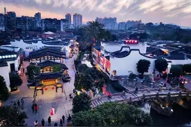 在古厝中，慢慢品味千年古都的韵味图片