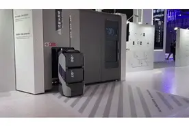 不做被人服务的机器人？这个机器人根据楼宇需求自动“变身”图片