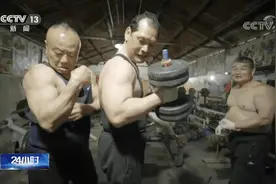 当代老年人健身有多“野”？网友：这哪是晨练，这是修炼图片