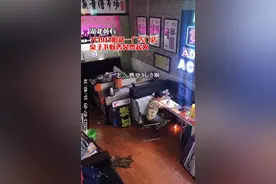 写作业时蚊香起火，湖北小男孩“教科书”式操作将火扑灭！父亲：都是学校教的图片
