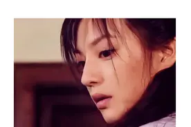 爆裂女孩陆依萍，就喜欢她这张嘴图片