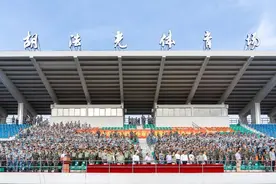 全ྂ程ྂ高ྂ燃ྂ！今天，交大2019级学生军训圆满收官！图片