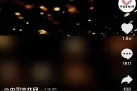 今日热榜丨行车遇泥水坑被超车车辆溅了“一身泥”为此网友们“炸锅”了图片