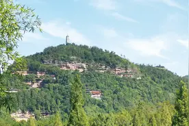 江南｜霞起建标，台岳南门——天台和合第一山赤城山图片