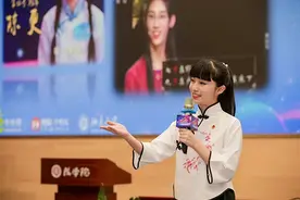 弃港大68万港元奖学金 成都女孩去北大马院图片