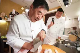 “国宴大师”拍短视频教年轻人做饭图片