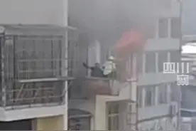 塔吊师傅救出被困火场男孩，现场惊险画面曝光图片