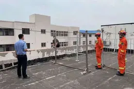 开封一小伙意欲轻生，幸遇机智民警图片