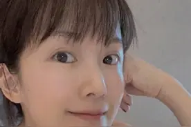 李念晒哆啦A梦粘土人 纯素颜出镜元气满满图片
