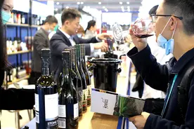关于葡萄酒：装腔作势的“专家”与低调的真内行图片