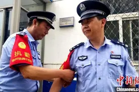 陇海铁路守护者：小站上的平凡交接图片