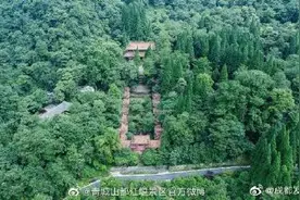 青城山后山景区恢复开放图片