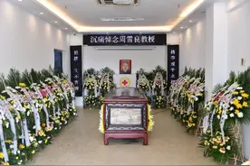送别！98岁老法医走了，他完成了最后的心愿图片