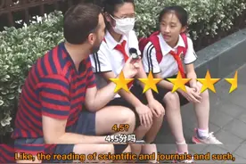 《上海最牛初中生》视频引热议，上海学生英语都这么厉害？图片