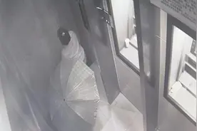 株洲男子三次蒙面盗窃同一家银行，无一次得手，警方：已刑拘图片