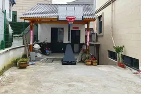 火了！杭州老爸把自家院子改造成这样，网友羡慕：实现了儿时的梦想图片