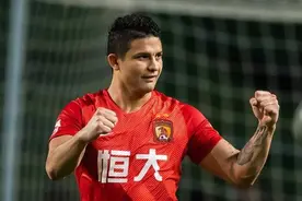 正好侃球丨中国职业联赛回顾之中超篇⑥：金元化足球轰轰烈烈 可国足战斗力仍非亚洲顶尖图片