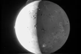 “朱诺号”收到木星发出的无线电信号 科学家已锁定大致发声源图片
