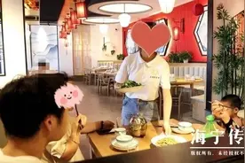 海宁20岁女生一放假就打工 一天都不舍得休息！原因让人心疼图片