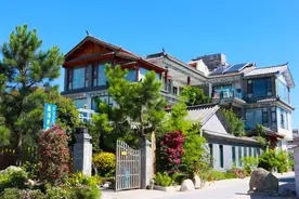 隐于山水间，住在诗画里——大理墨海客栈图片