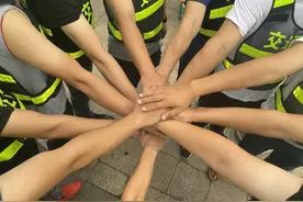宁波29岁爱美姑娘皮肤越来越黑，连打卡机都无法人脸识别！背后的故事太暖了……图片
