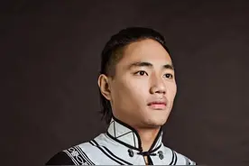 音悦凉山 | 彝族歌手阿黑发布彝语单曲《远飞的思念（ꉂꐪꐚꃳꐎ）》图片
