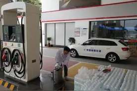 团油开展油品质量检测：馏程越接近S型油品启动性越好图片
