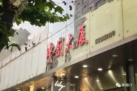 吴江路上这群“拉客族”，盯上单身女孩…图片
