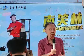 粤语相声“搬到”船上去，水上相声剧场来啦图片