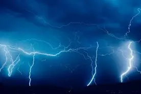 中科院大气所引雷实验画面曝光，为何要引雷？图片