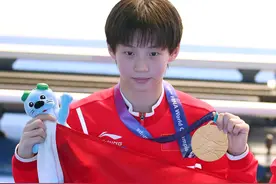 上海小囡陈芋汐向奥运双冠冲击，练体操时被吴敏霞恩师看中图片