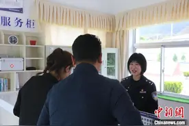 西藏戍边女民警李冬雪：有爱就没有远方图片