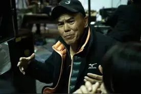 看红色电影，学百年党史｜独家专访副导演朱德成 解密《开国大典》幕后故事图片