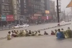 热泪盈眶！这就是咱中国人啊图片