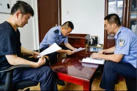 银行卡借给人走流水账，城阳一男子帮助信息网络犯罪被抓图片