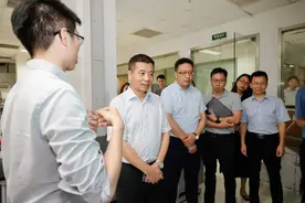 王敏走访中澳生物医药产业园：深度布局“AI+生命健康”产业生态图片