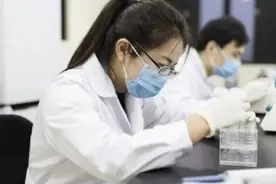 晚餐加点料｜象牙塔的高处，“铿锵玫瑰”如何尽情绽放图片