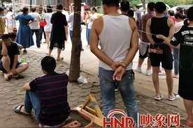 郑州市茜城花园3栋居民楼有危险148户居民撤离 专家组已进入进现场监测图片