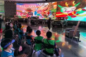 教育圆桌小记者遨游故宫“神兽世界”图片
