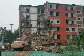 大红门苗圃西里1、2号楼拆除 北京地铁8号线与地铁10号线将实现换乘图片