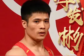第五金！破纪录！李发彬为男子举重摘金图片