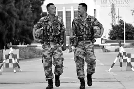 祖国强、祖国昌，好样的！两个孪生兄弟 一对尖刀连长图片
