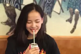 短发帅气长发可爱！中国女子三人篮球队员19岁杨舒予图片
