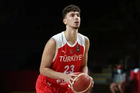2021年NBA选秀球员之阿尔佩伦-申京图片